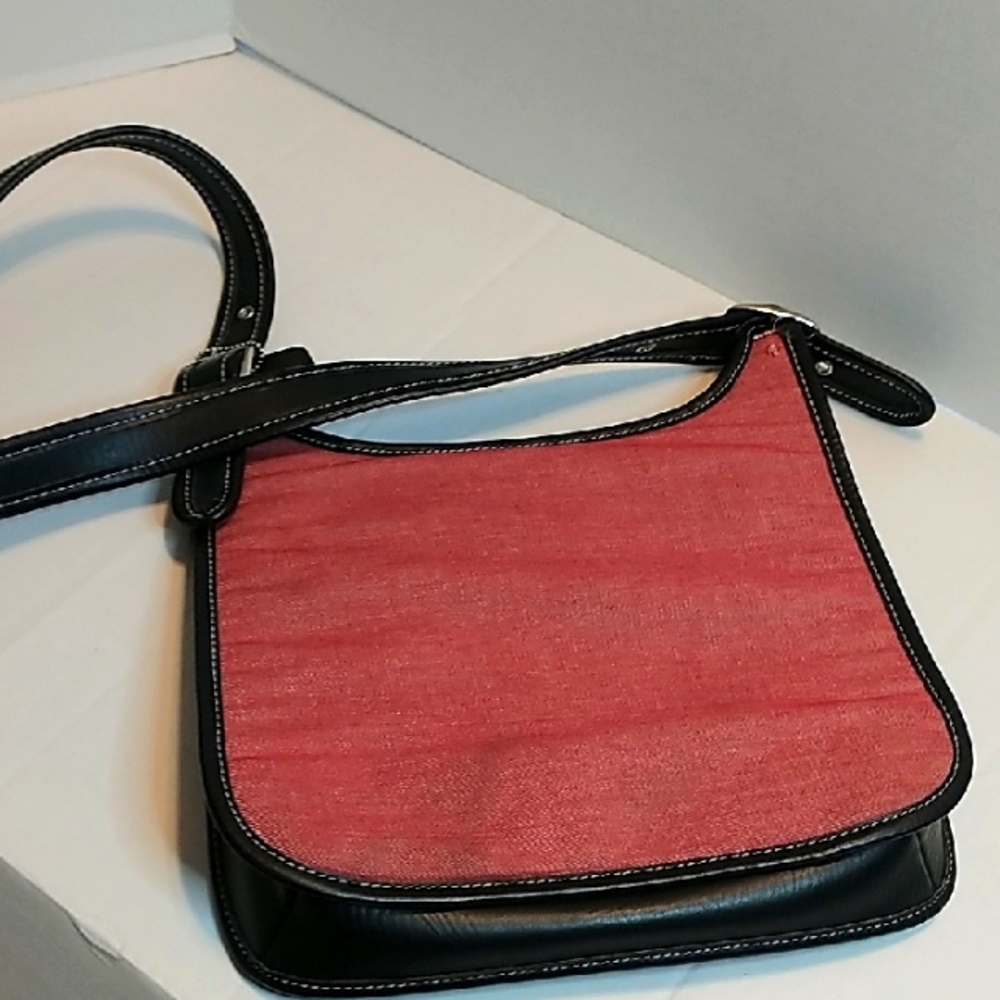 Stylish Red and Black Women's Shoulder Bag Vintage Coach